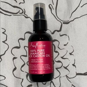 100% PURÉ JAMAICAN BLACK CASTOR OIL